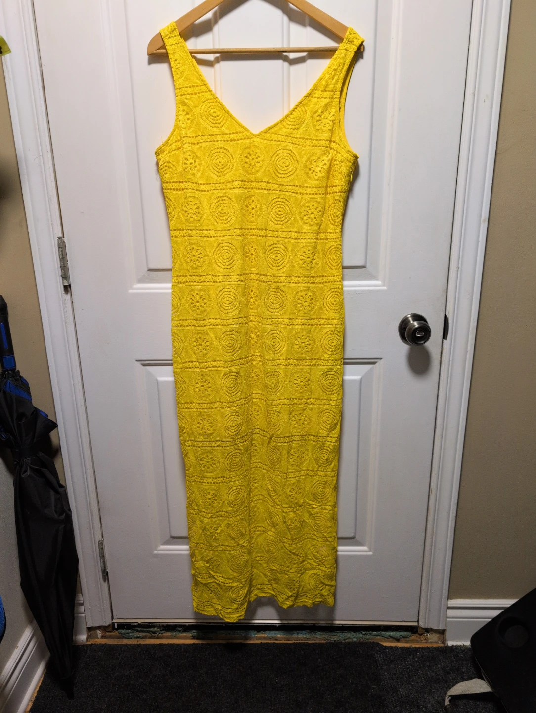 Yellow Lace Sheath Dress 12