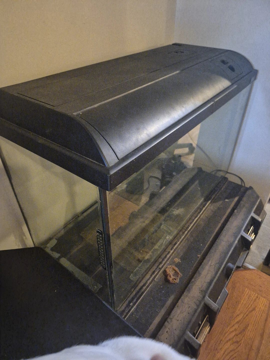 Aquarium Tank with Lid and light - photo 3