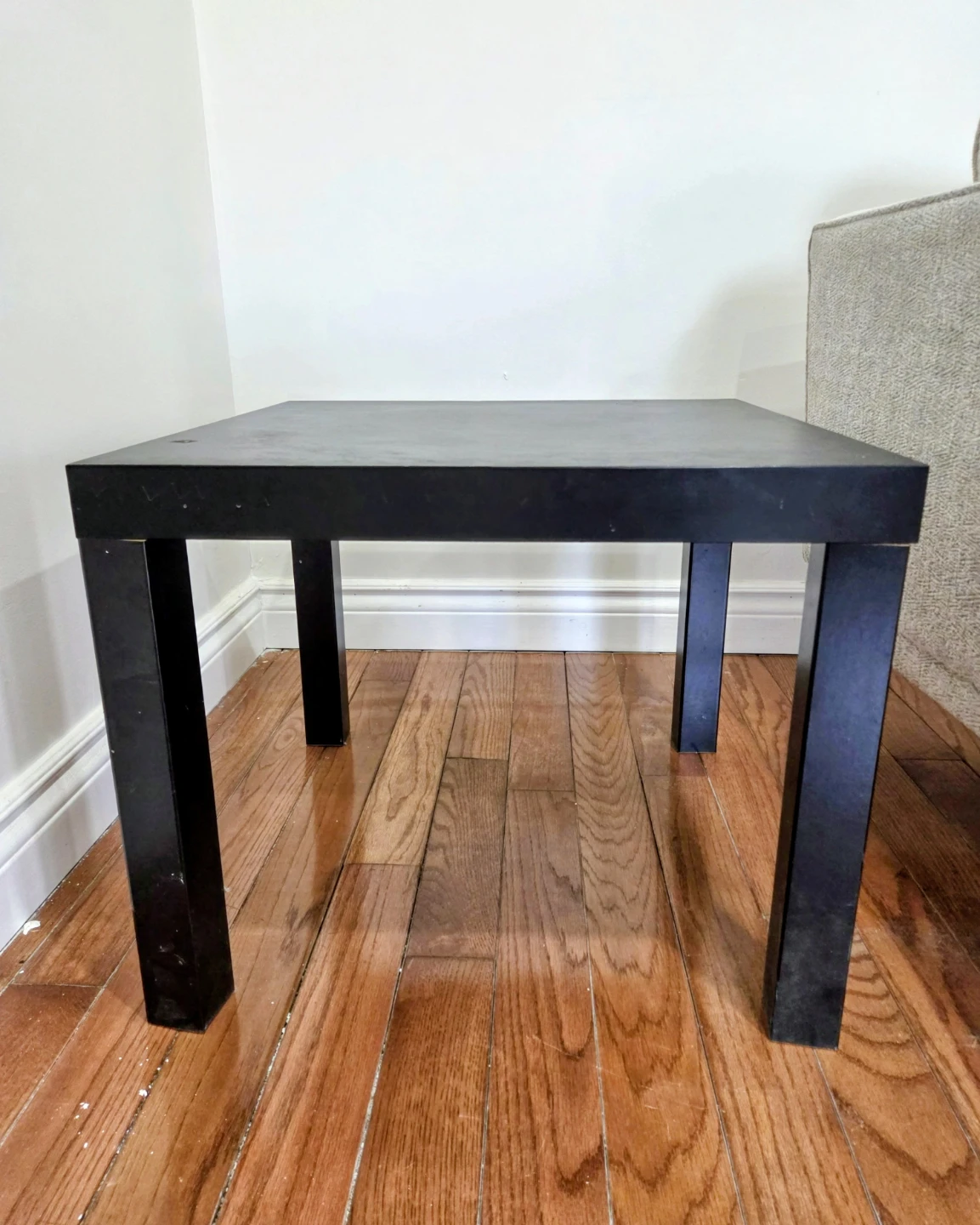 Black Side Table - photo 4