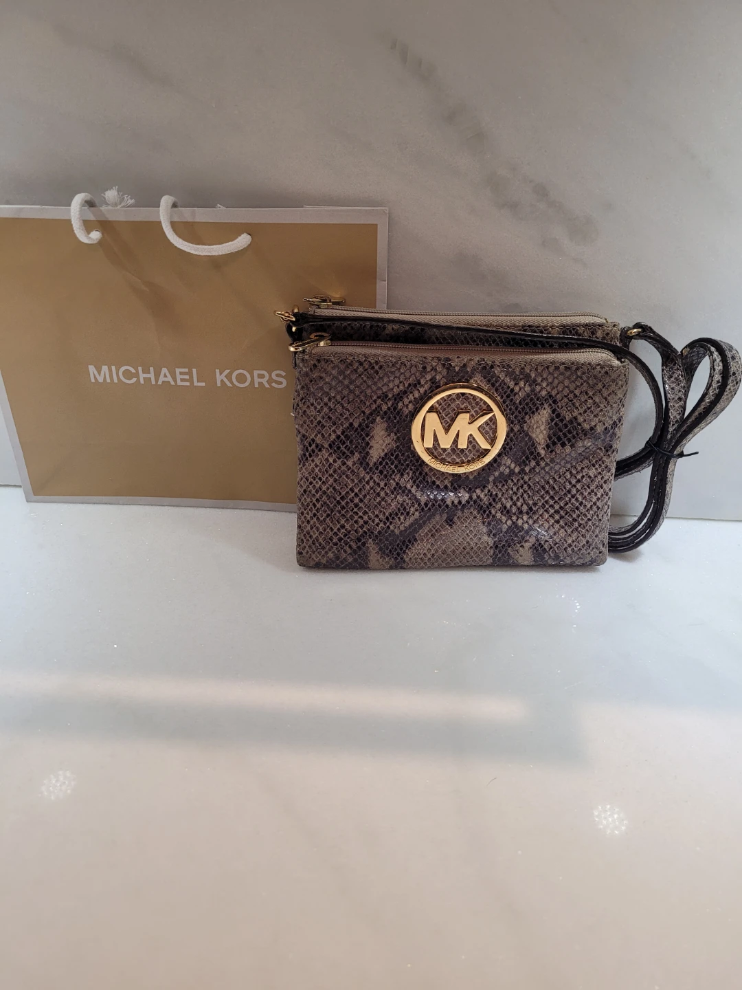 Michael Kors Crossbody Purse With Built-in Wallet