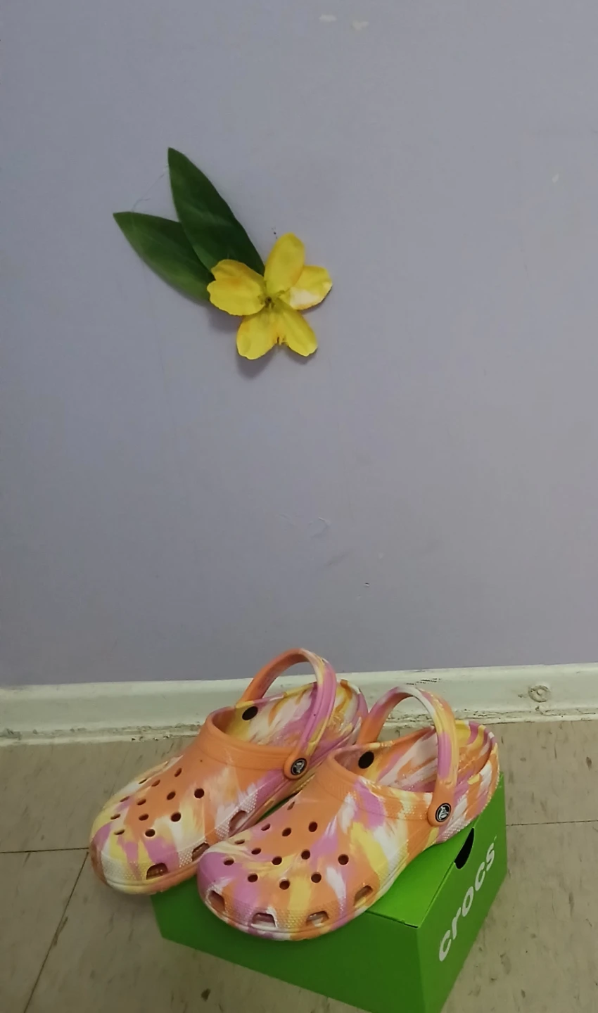 Crocs Tie-Dye Clogs - Adults Unisex - photo 2