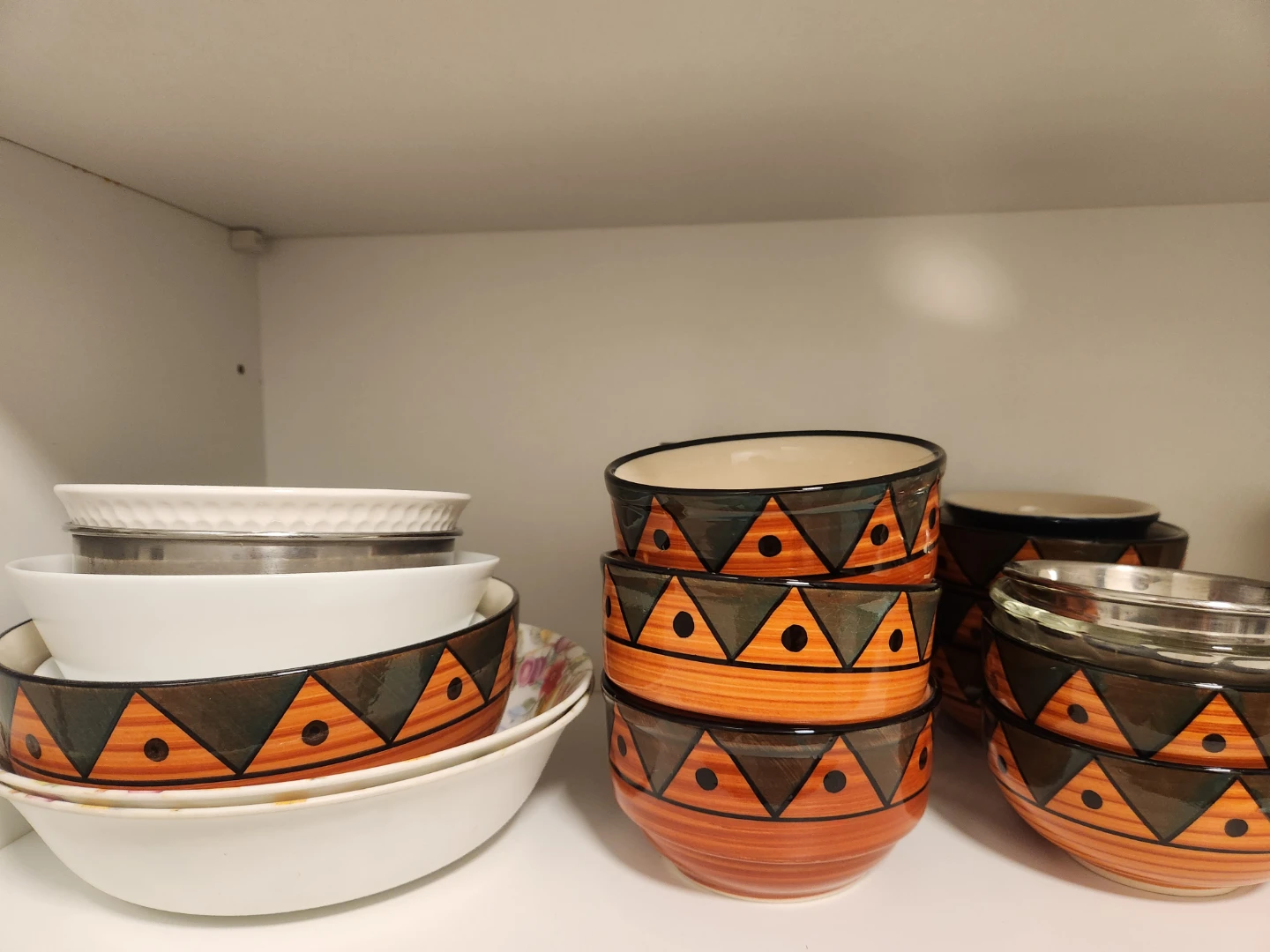 MOVING OUT SALE DISHES