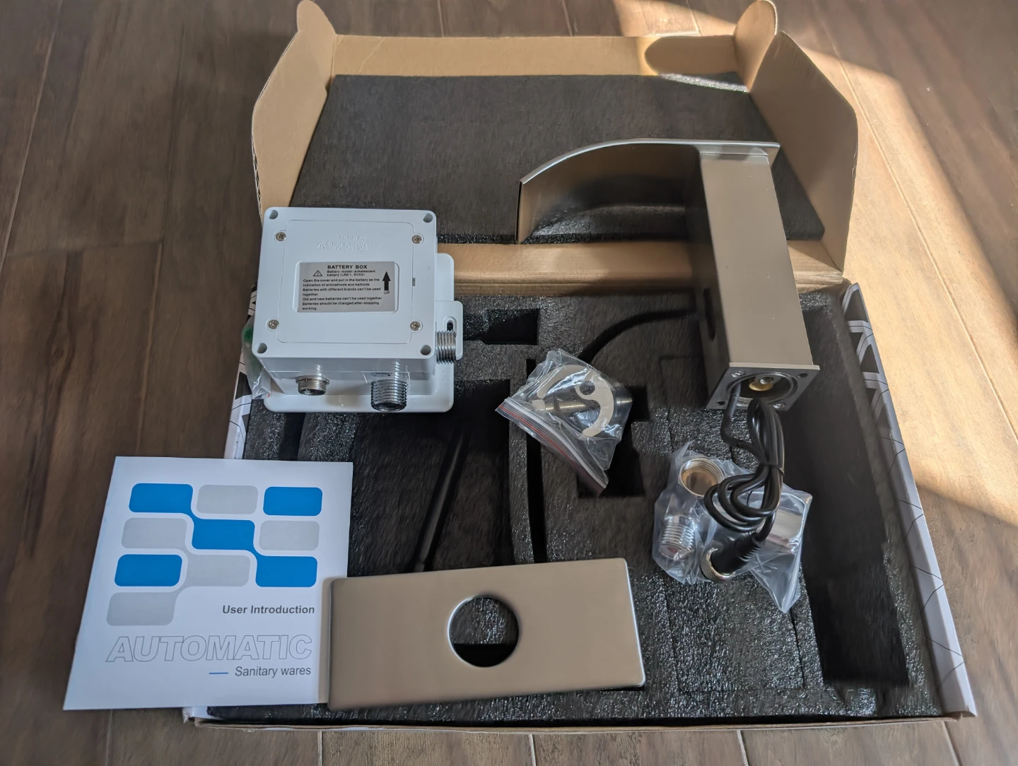 Brand New Touchless Bathroom Faucet For Sale - photo 3