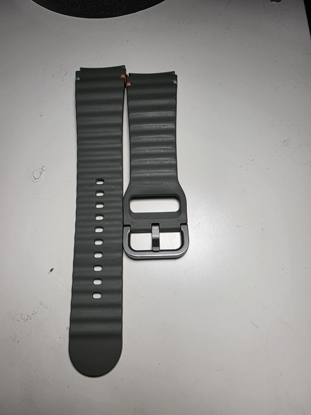 Samsung Galaxy Watch 7  - Spigen Protected Since Day 1, Like New - photo 5