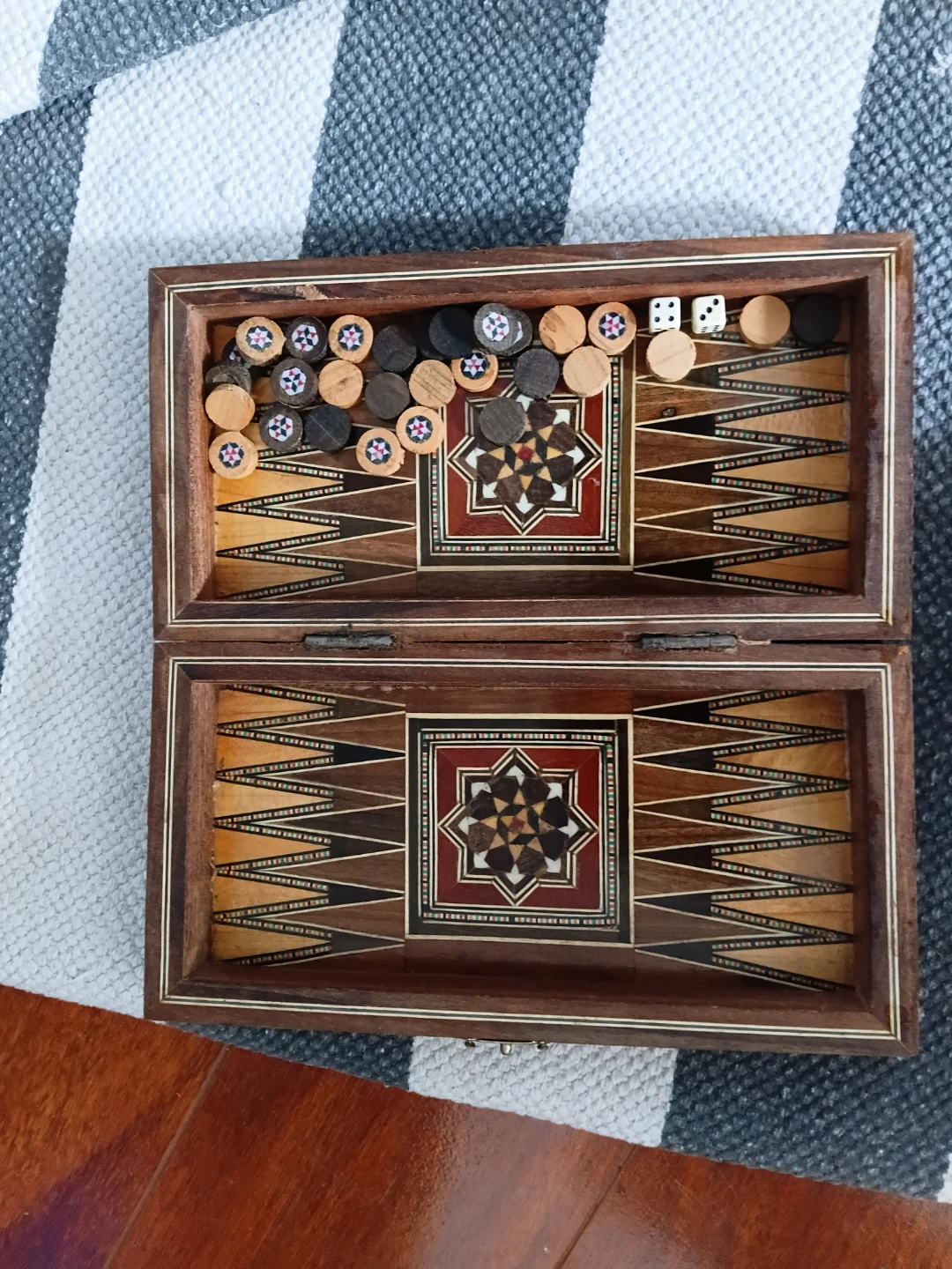 Wooden Backgammon and Chess Set