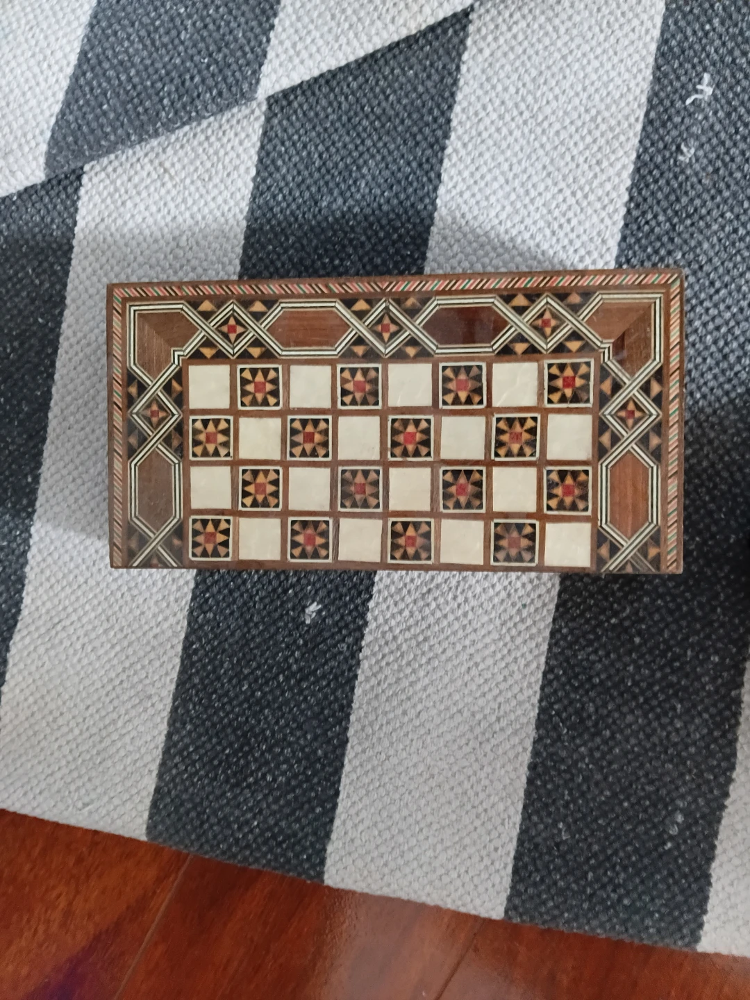 Wooden Backgammon and Chess Set - photo 2