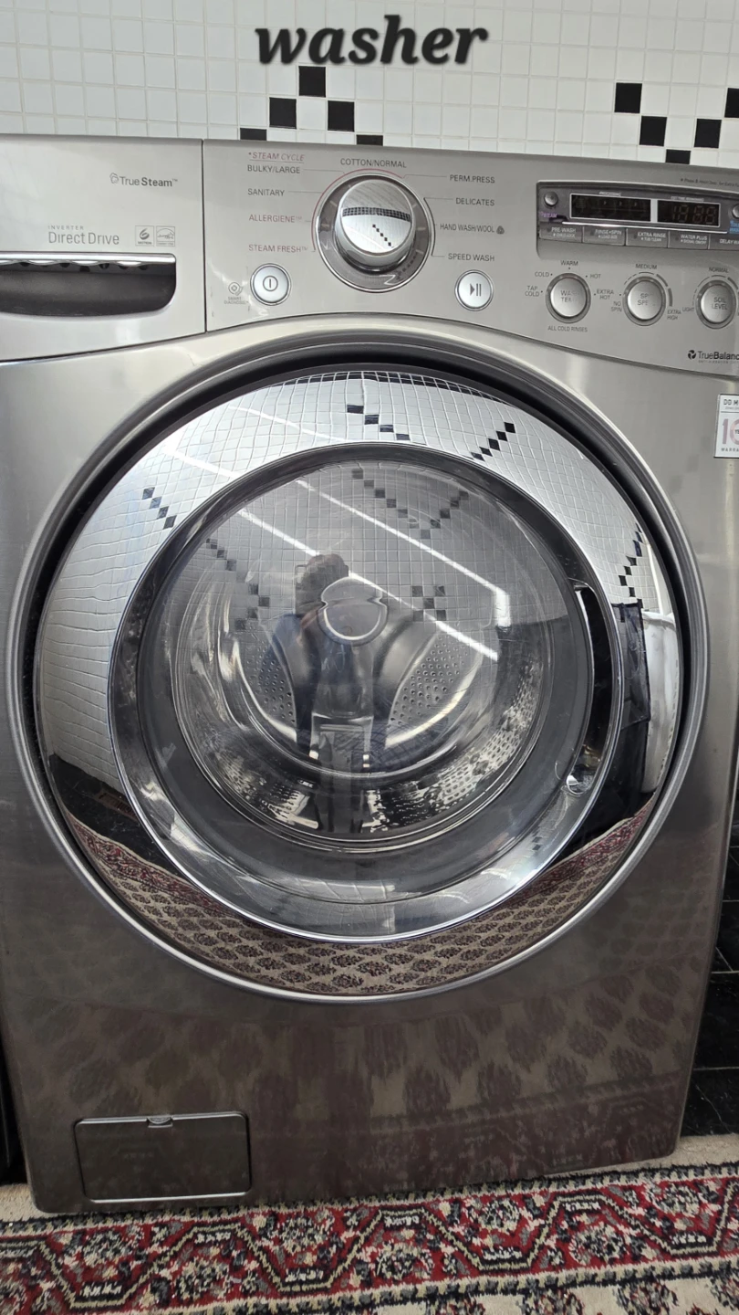 LG TrueSteam Washer and Dryer Set - photo 4