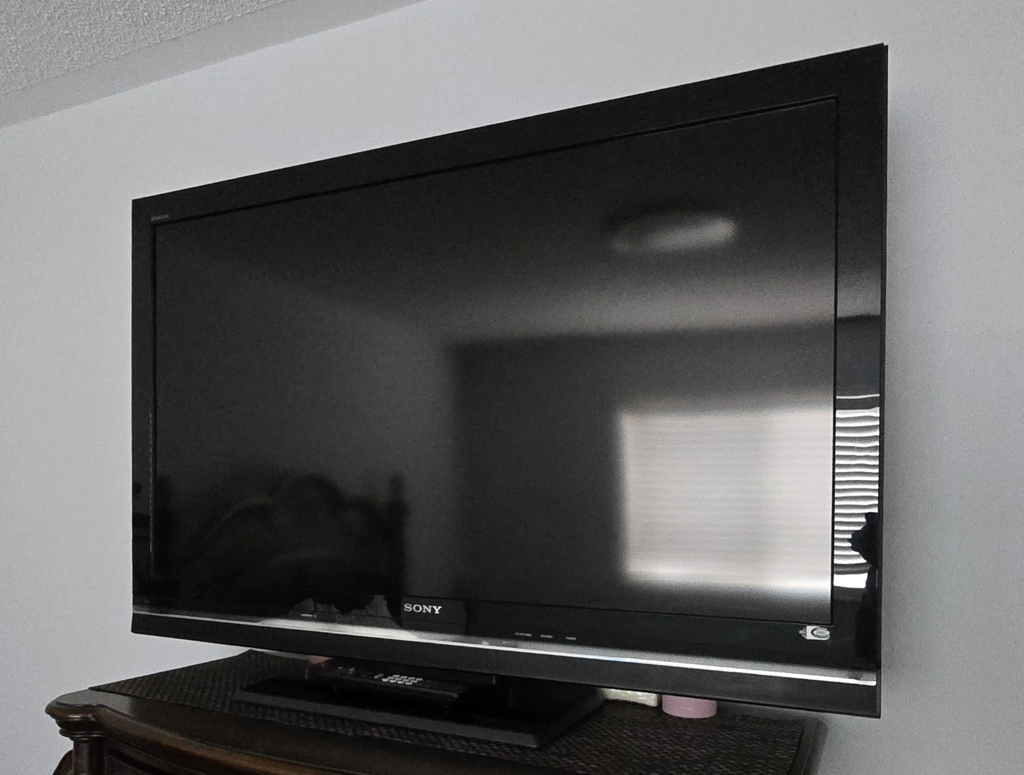Sony Flat Screen TV - photo 2