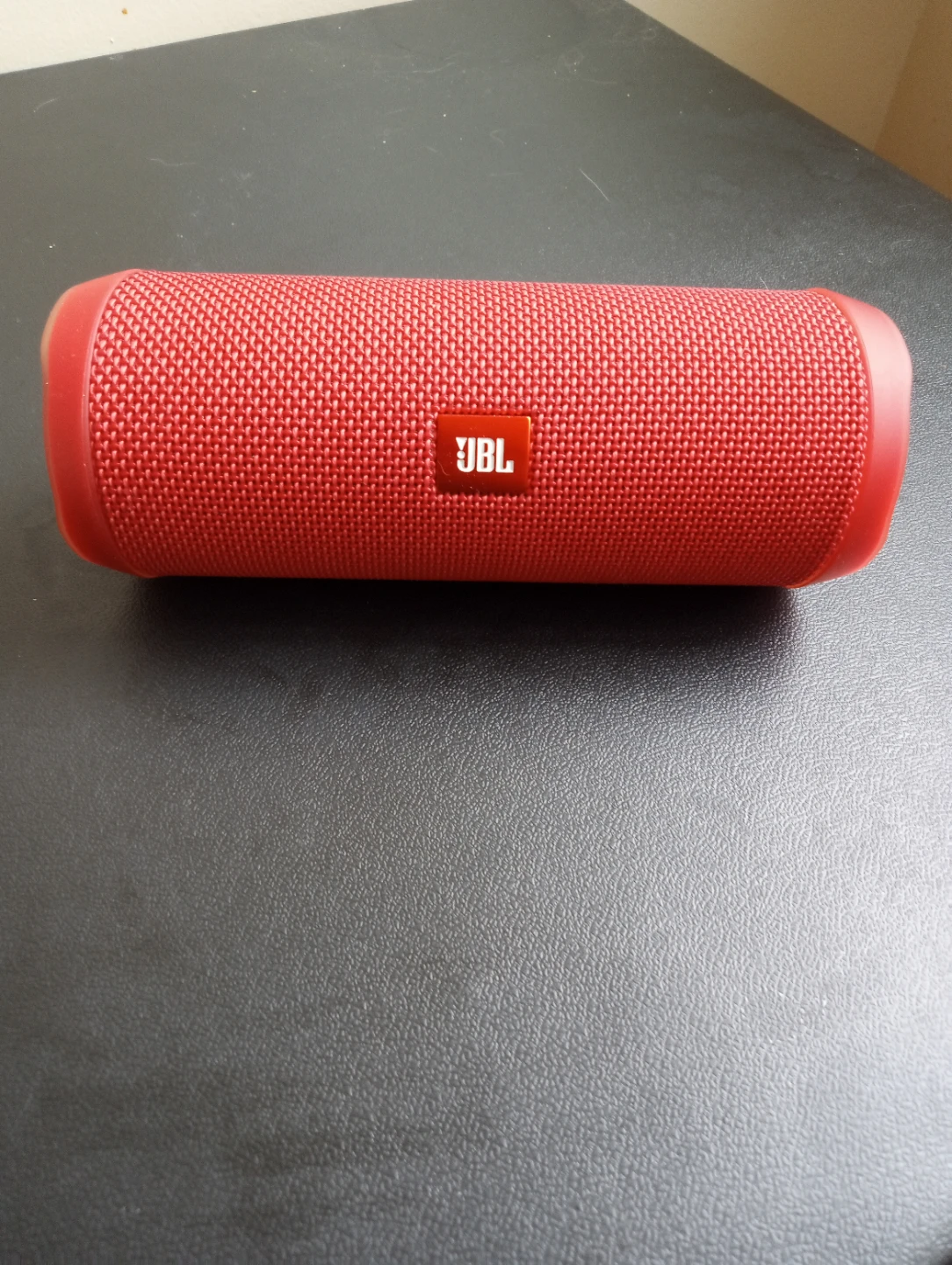 JBL Flip 4 Portable Bluetooth Speaker - Red