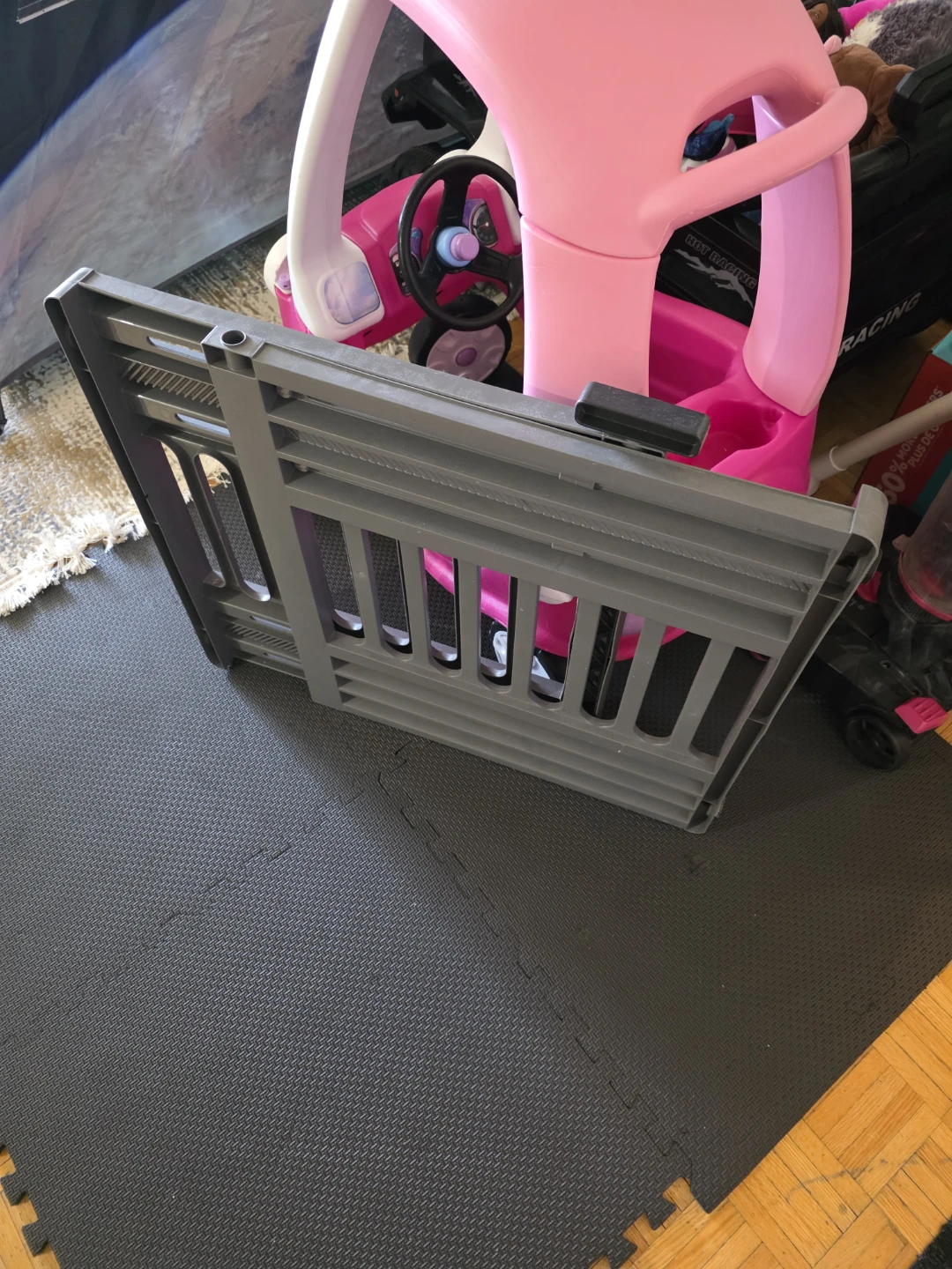Baby Gate - Grey Plastic - photo 3