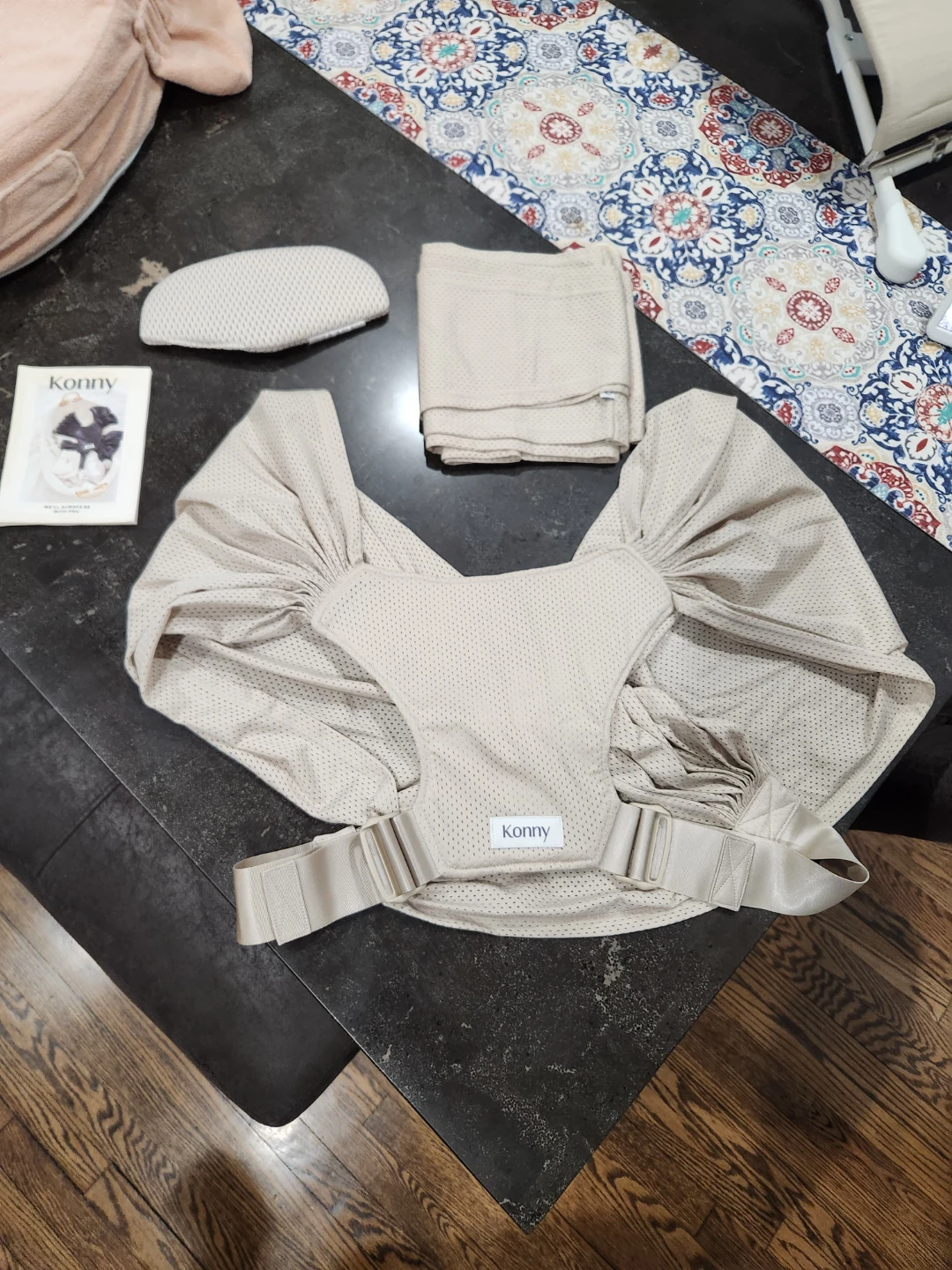 Konny Baby Carrier – Breathable Mesh – Like New