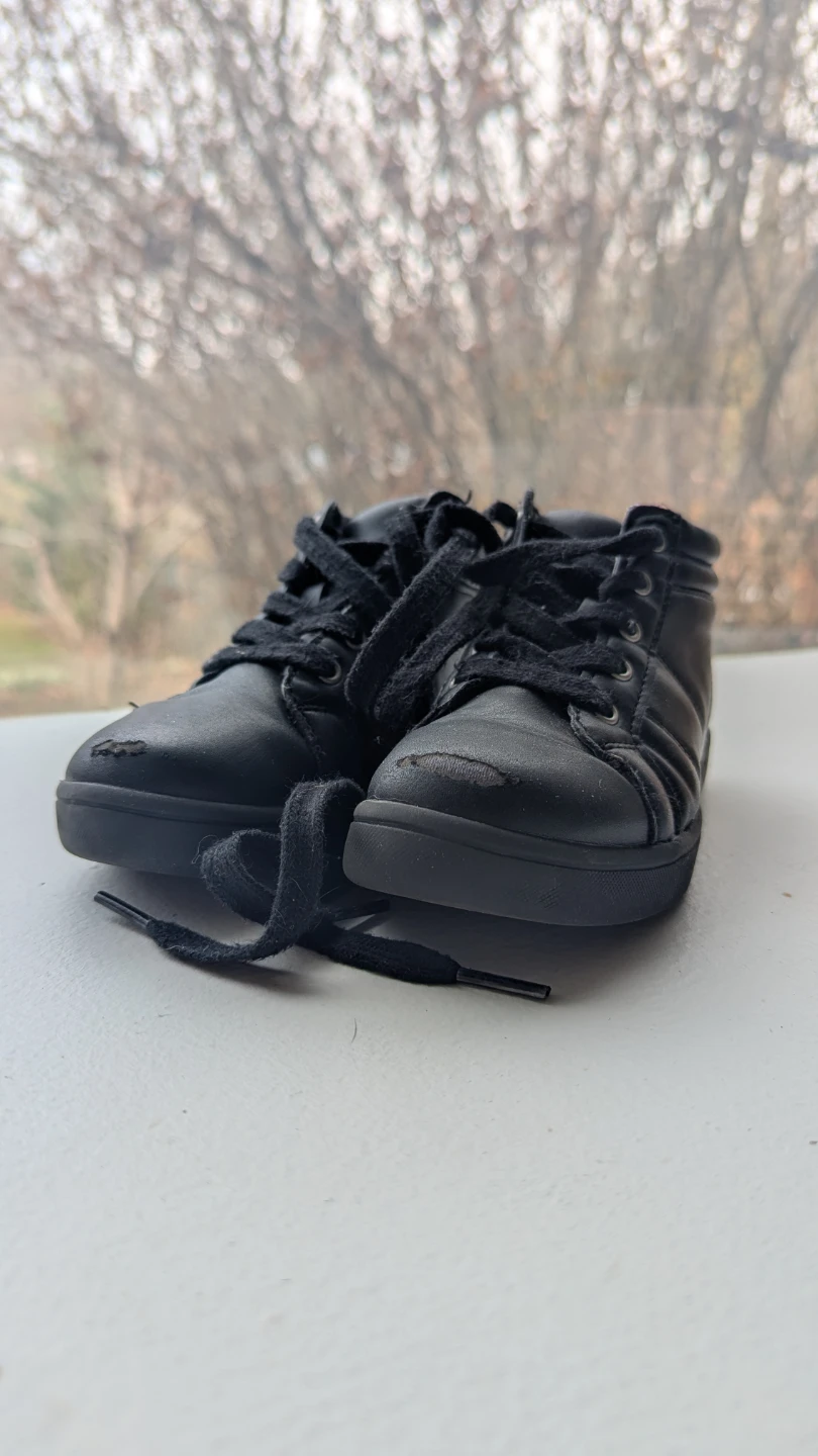 Black Hi-Top Sneakers - Size US 10/EUR28 - photo 2
