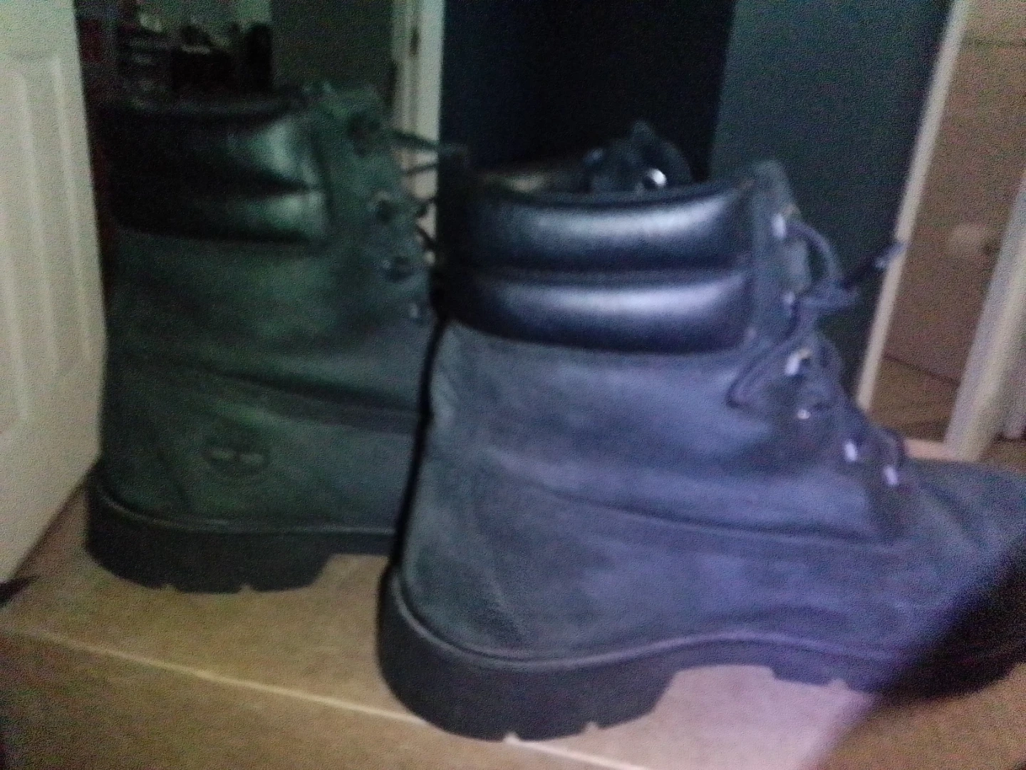 Timberland Black Suede Boots - photo 5