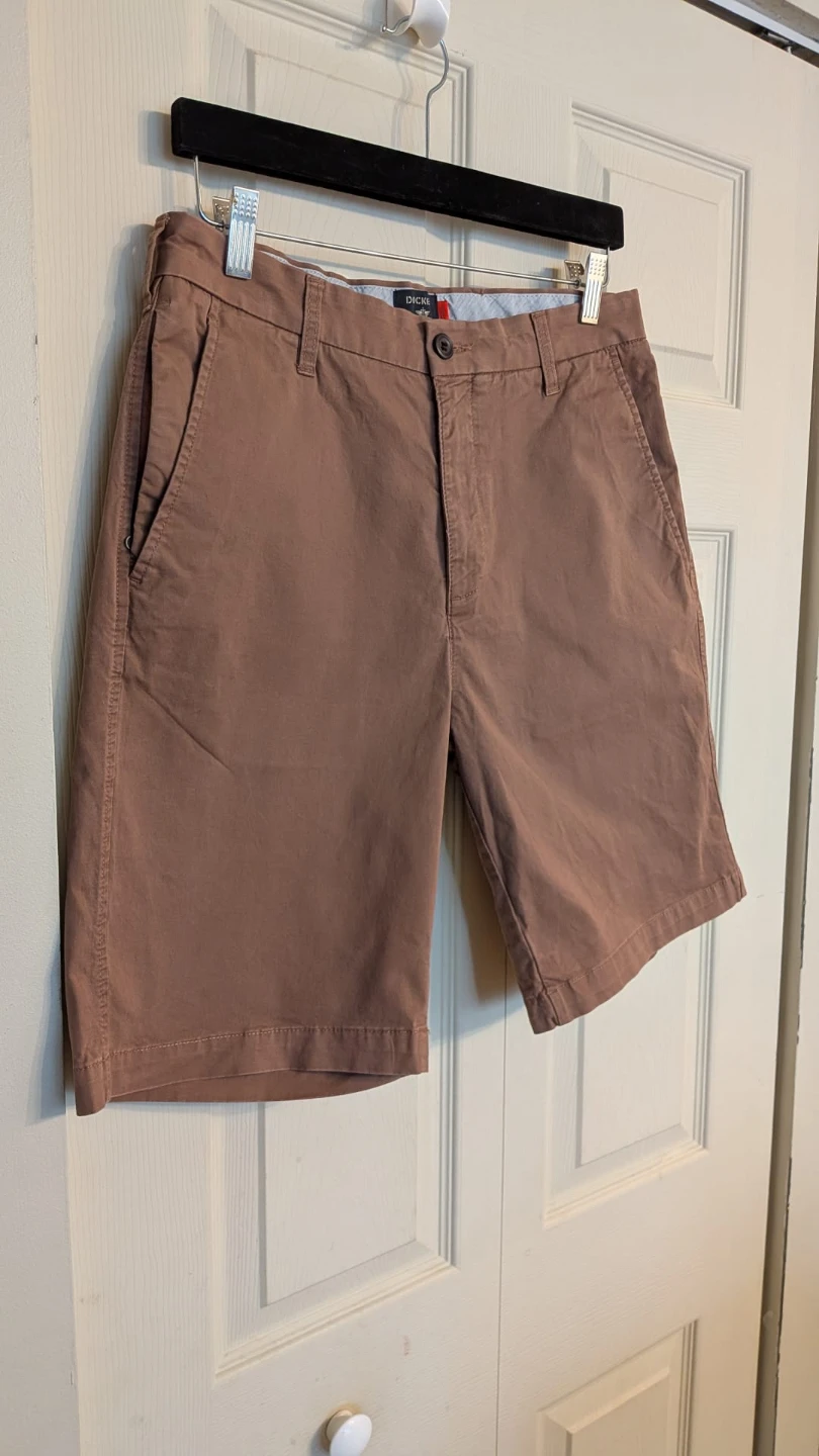 DOCKERS men's shorts, size 30 - photo 2