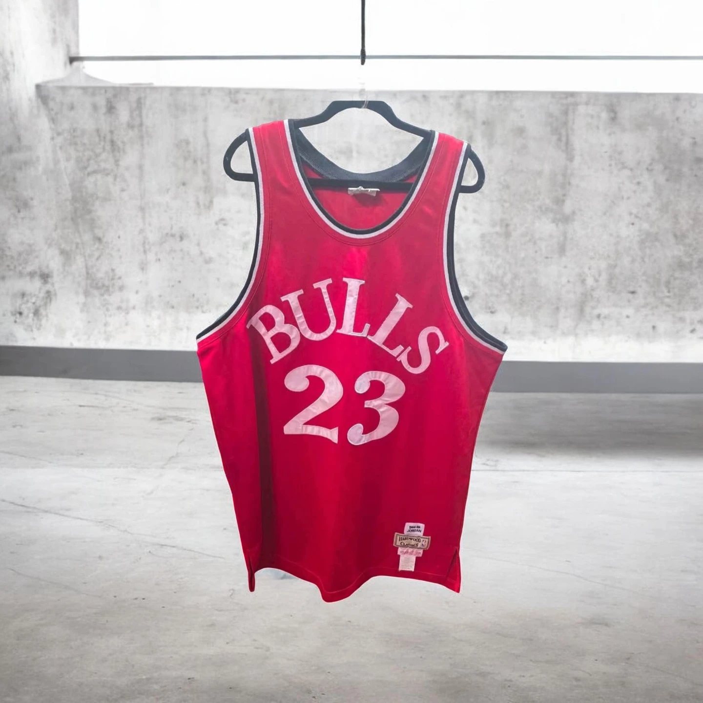 Vintage Jordan 23 Bulls jersey sale Very rear 1984-86 - photo 5