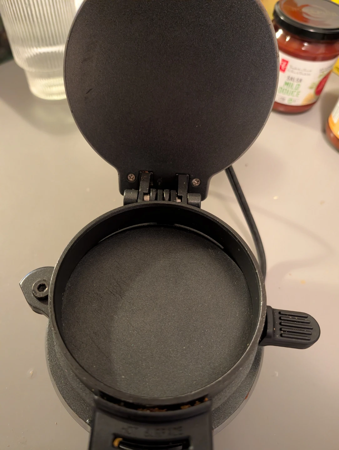Black and Silver Sandwich Maker - photo 2