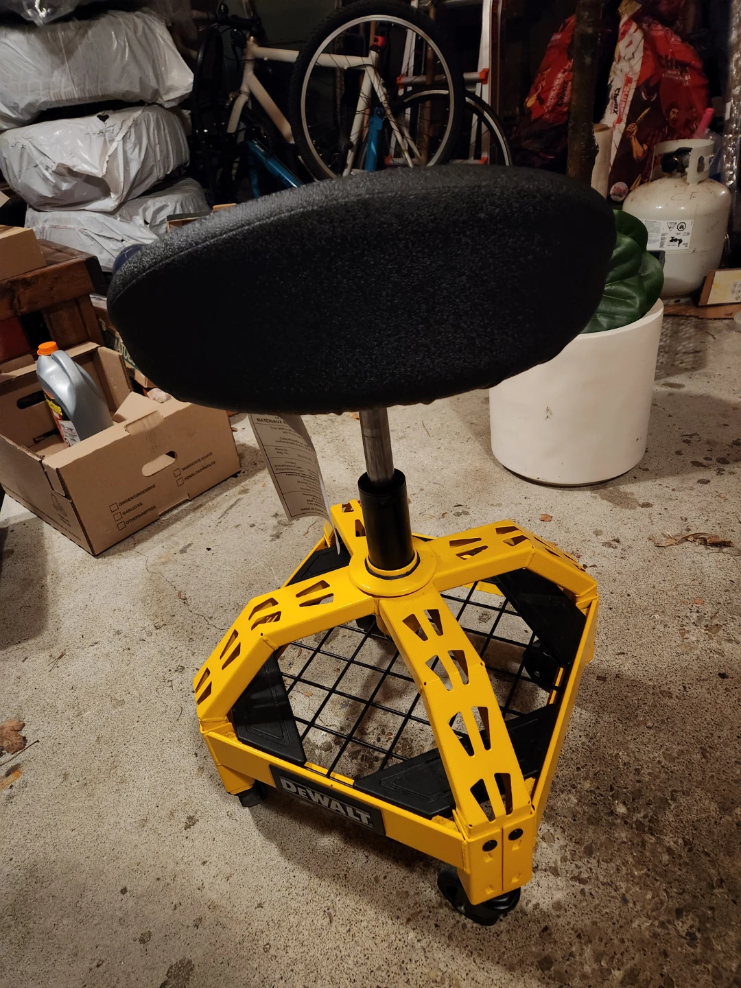 DEWALT Adjustable Height Swivel Shop Stool, 22.5-in to 26.8-in - photo 4