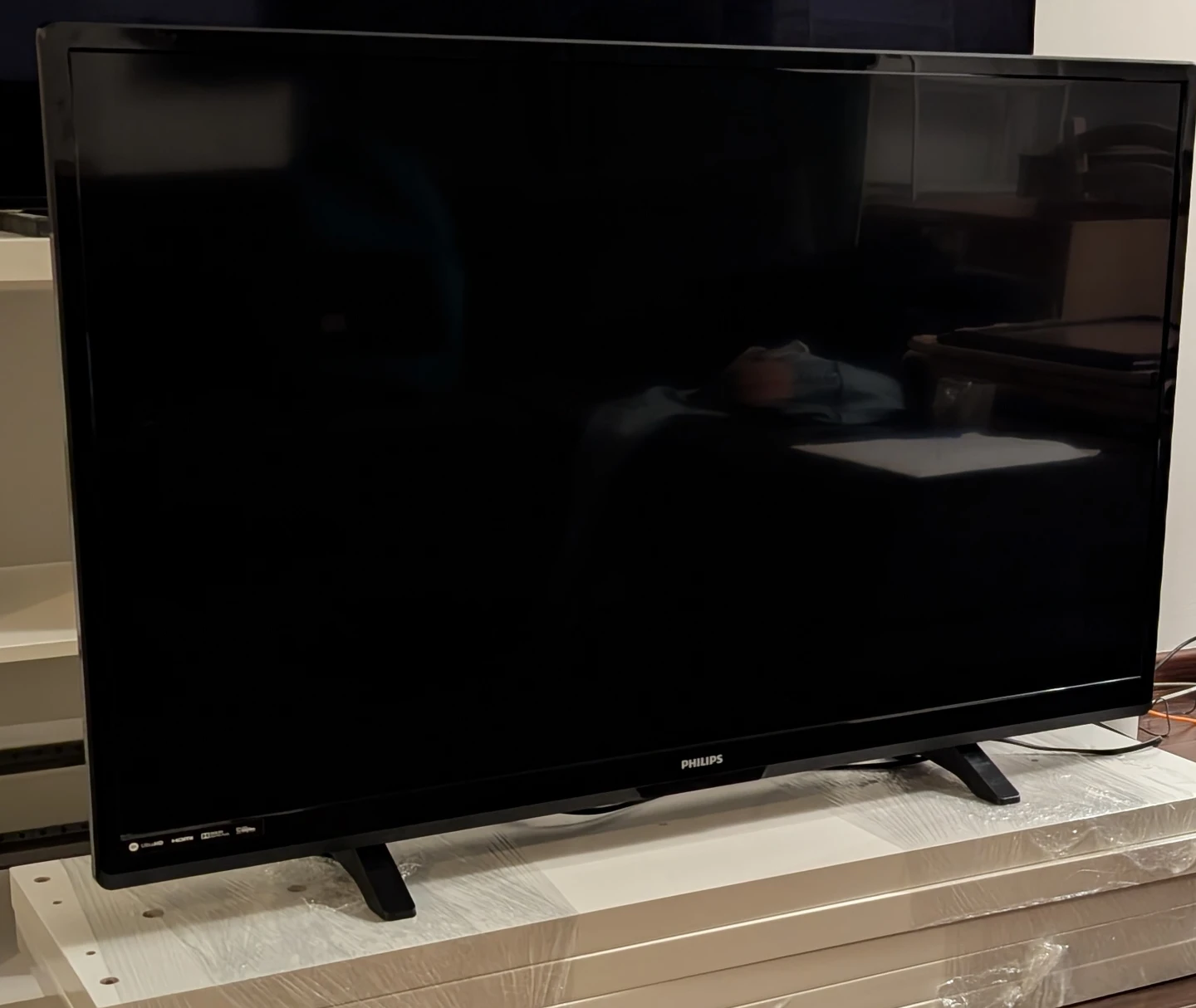 Philips 4K 50” Smart TV - photo 2