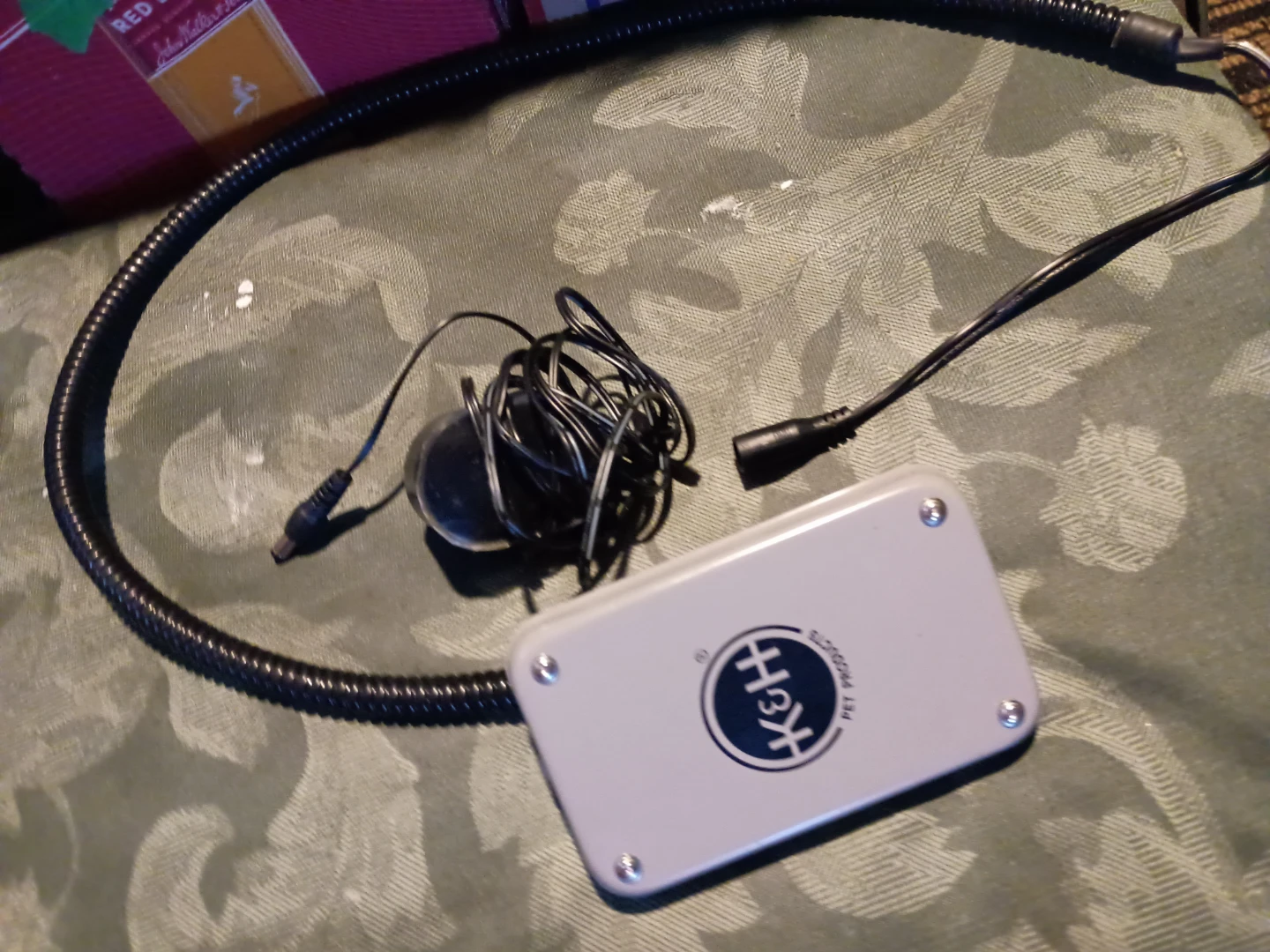 TAKING OFFERS K&H Pet Products Heated Pet Bed Pad