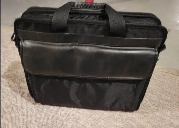 Targus Laptop Bag