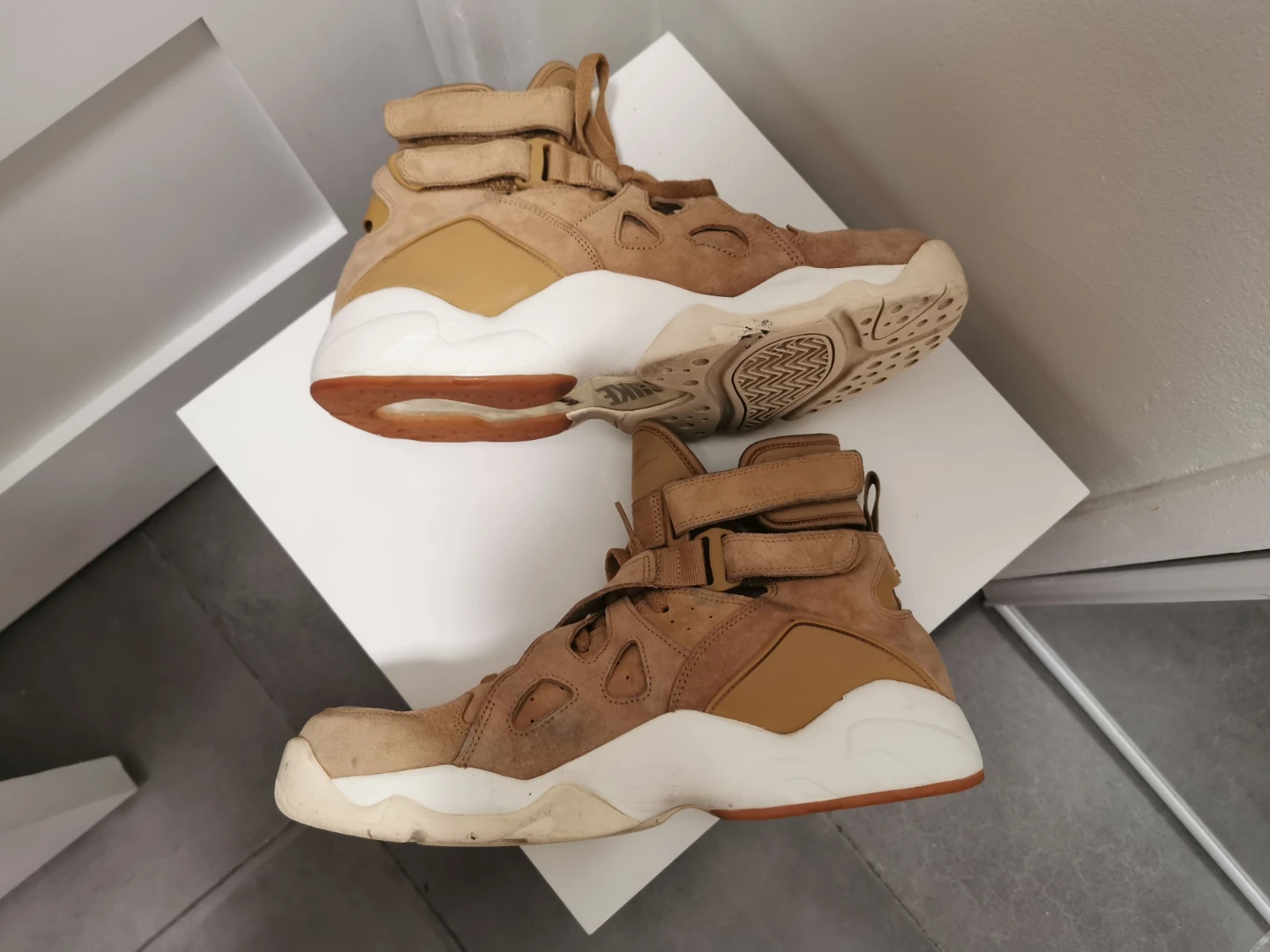 Nike Air Unlimited Flax Wheat Brown Shoes size 12 - photo 3