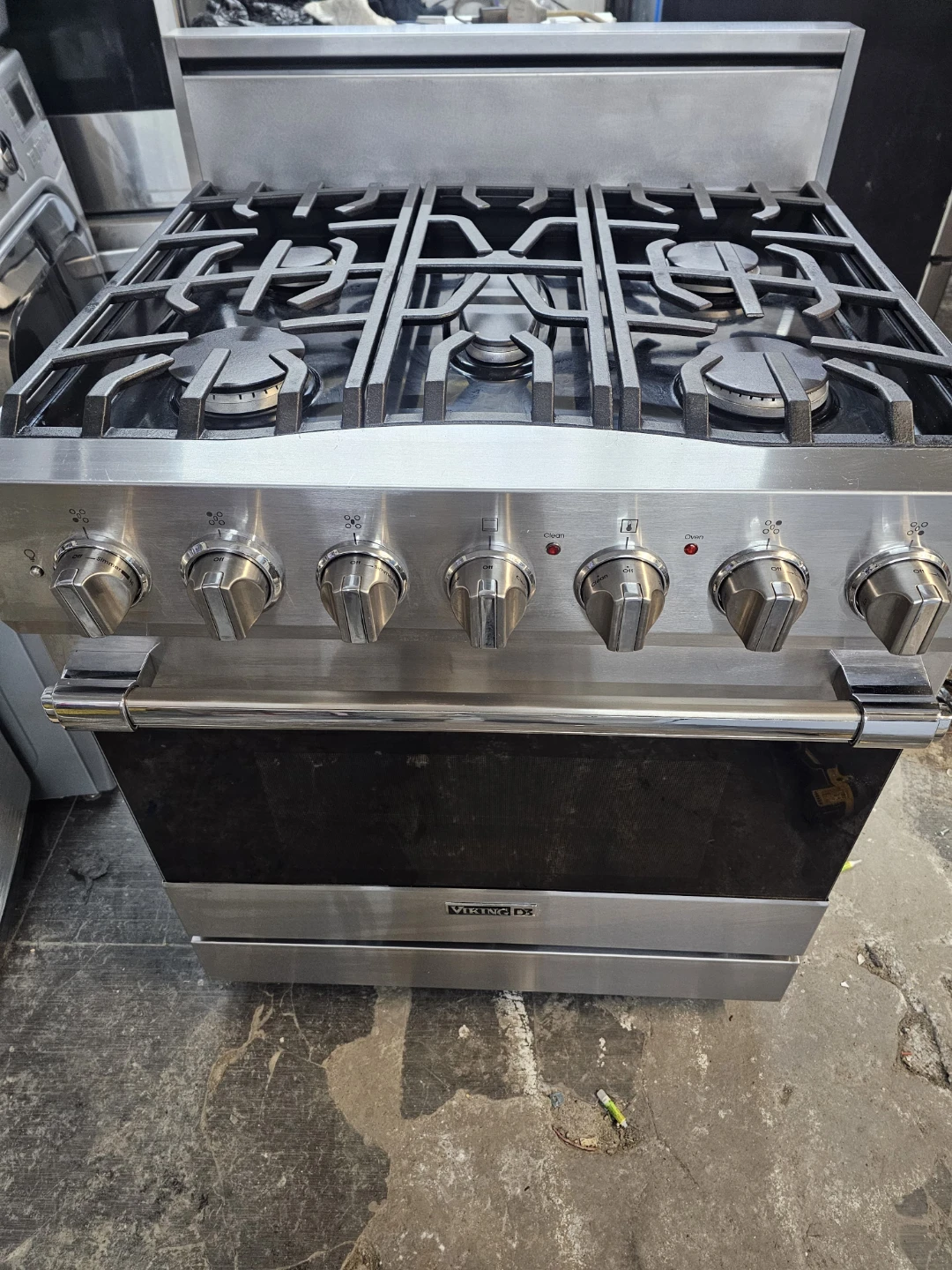 Viking D3 30in Stainless steel gas stove