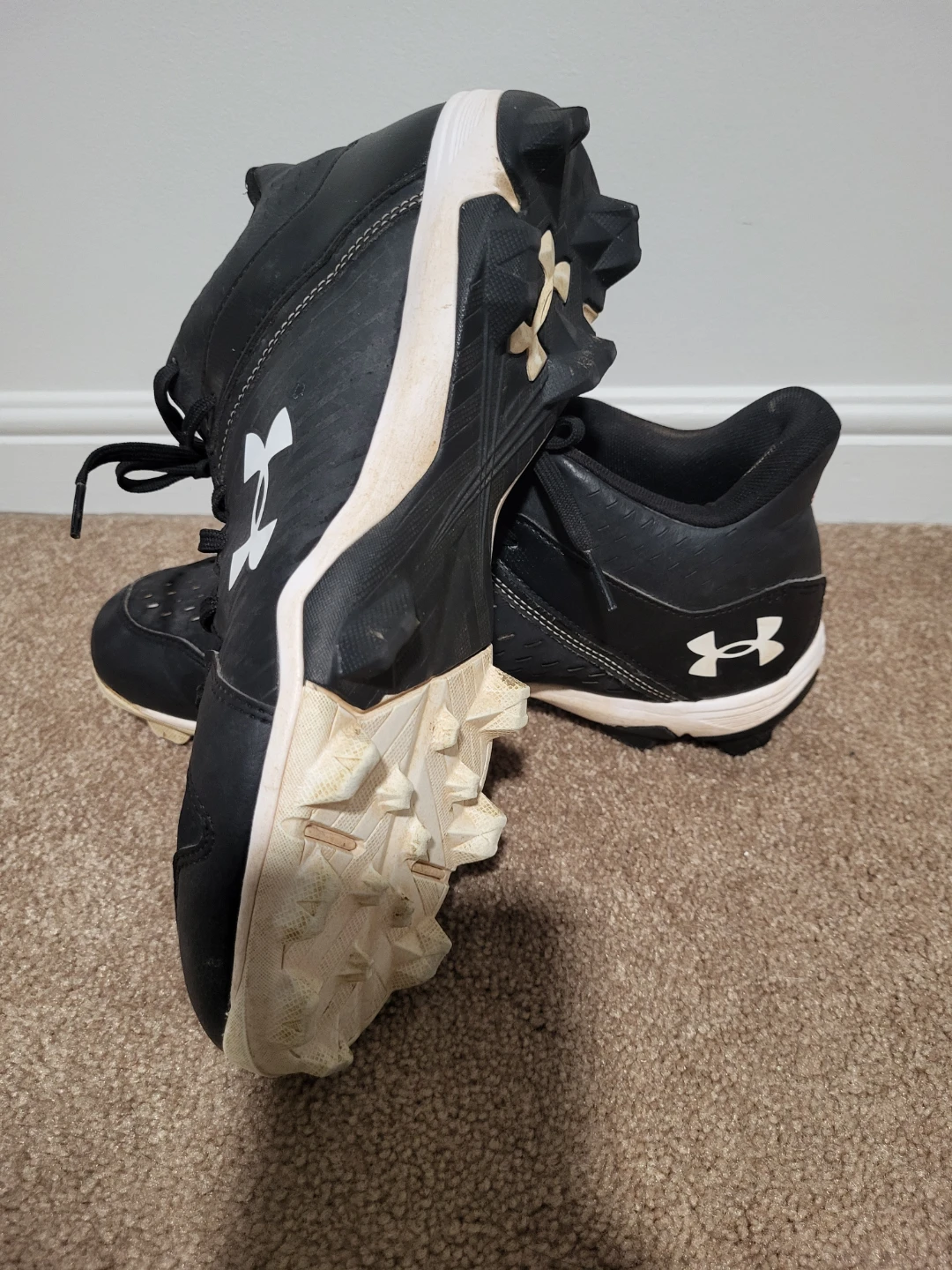 UA Men's Baseball Cleats Size 9 - photo 2