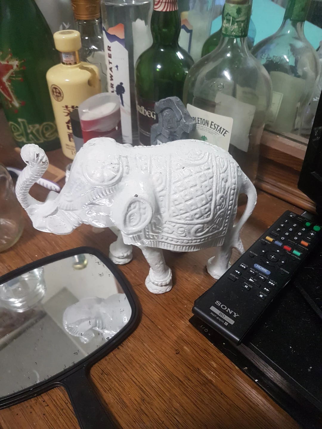 Vintage cast iron White Decorative Elephant Figurine - photo 2