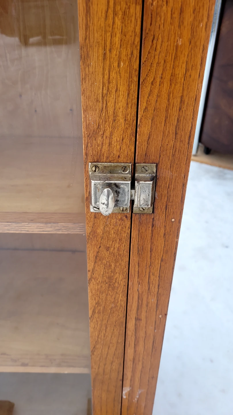 Oak Display Cabinet - photo 4