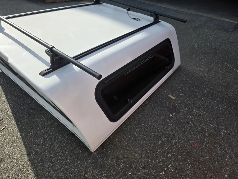 5.5ft truck canopy - photo 2