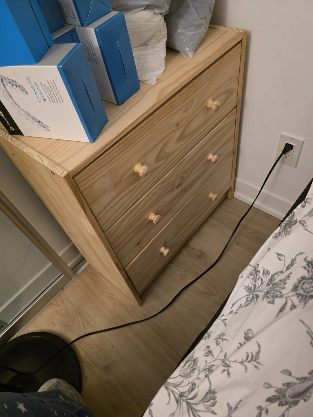 Wooden 3-Drawer Dresser - photo 2