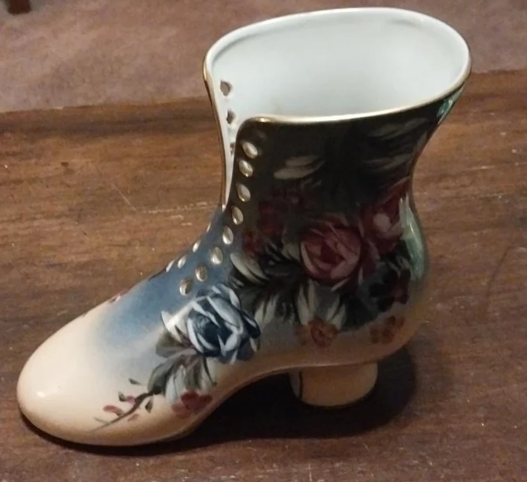 🥕Vintage Ceramic Boot Vase🥕