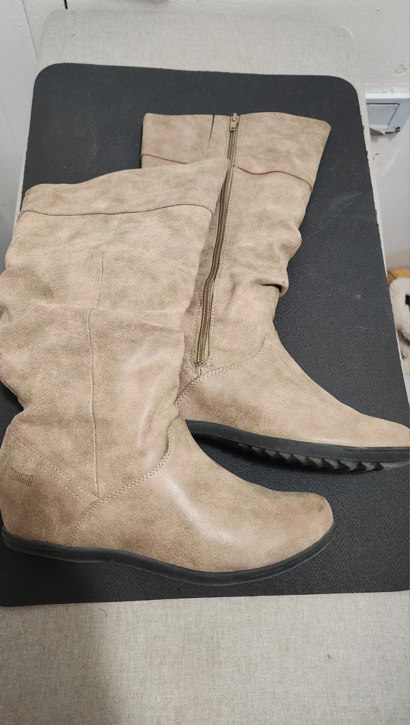 Cougar Women's Tan Ruched Slouch Boots