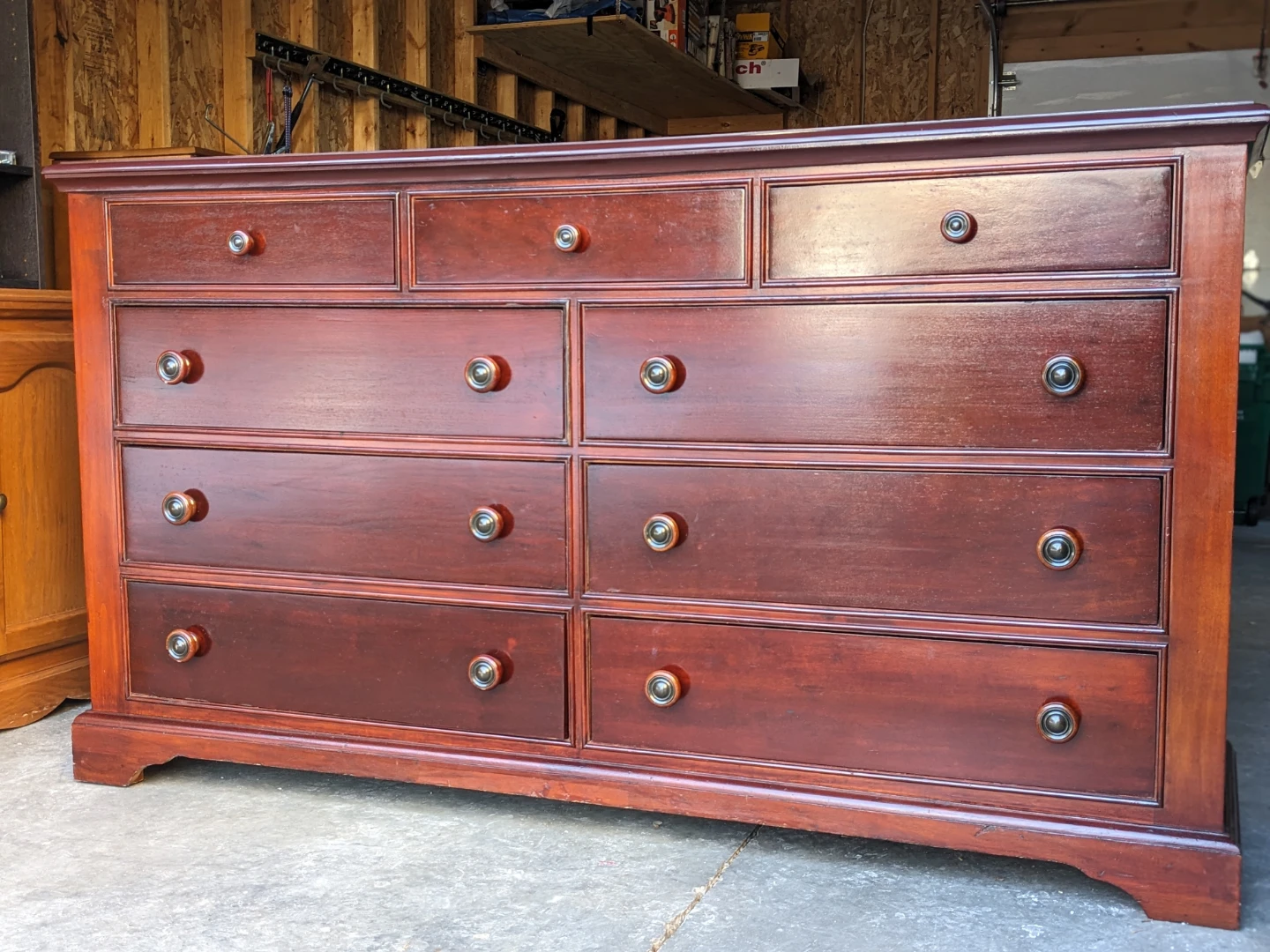 9 Drawer Dresser in Solid Wood