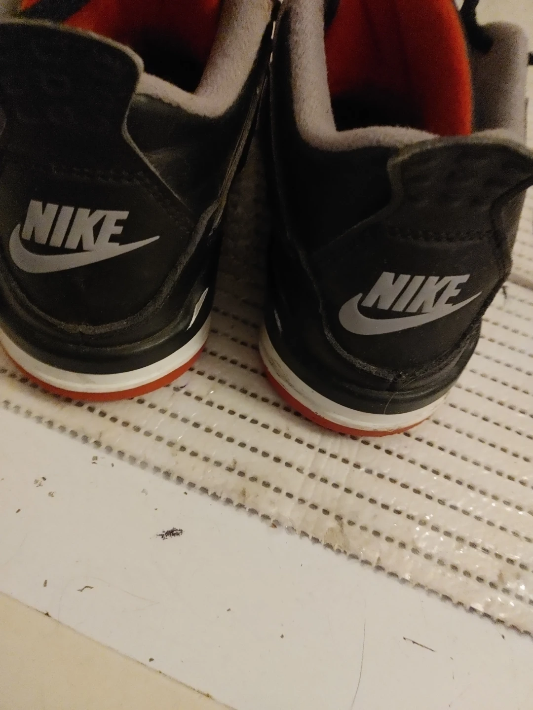 Nike Air Jordan 4 (GS) Size 2.5Y - photo 3