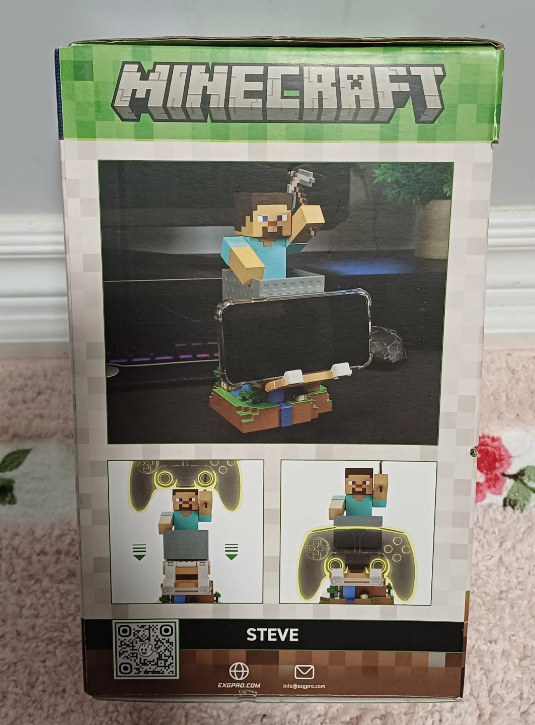 Minecraft Steve Phone and Controller Holder - photo 3