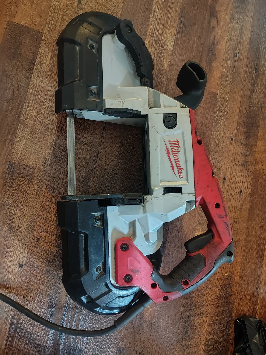 Milwaukee Portable Band Saw
