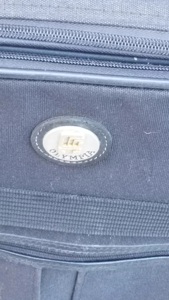 Olympia Rolling Luggage Bag - photo 2