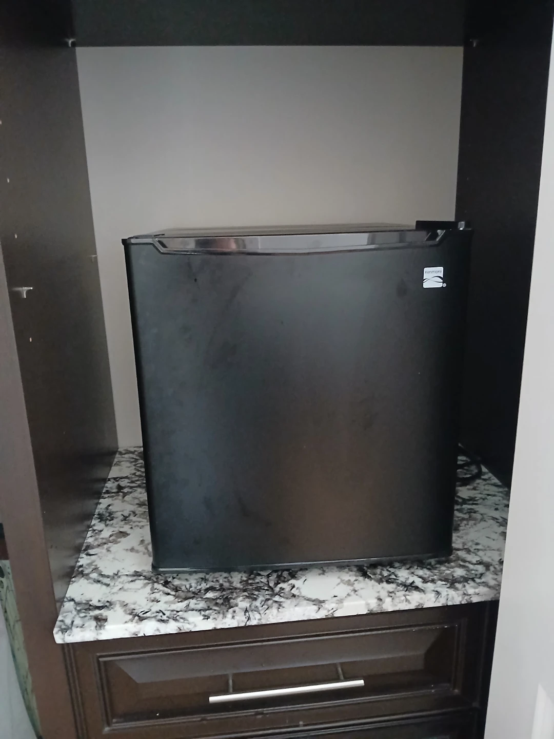 🥕 Kenmore Compact Refrigerator 1.7 Cu. Ft. Black