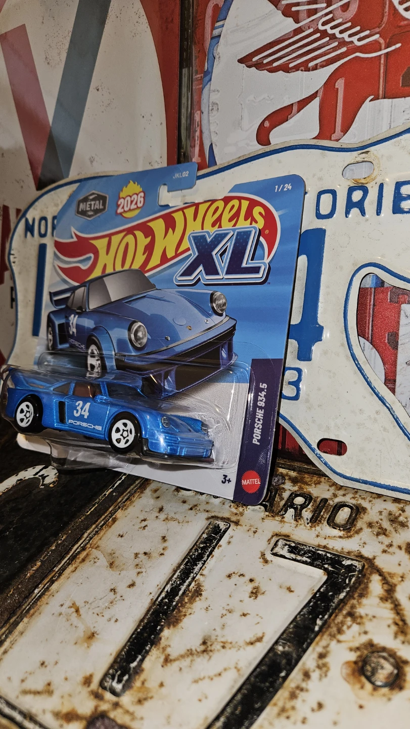 Hot Wheels XL Porsche 934.5 Die-Cast Toy Car - photo 2