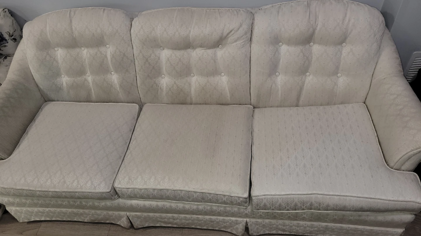 White Sofa- Clean, comfortable & Stylish - photo 2