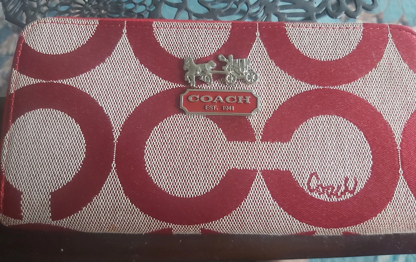 Coach Signature C Zip Around Wallet
