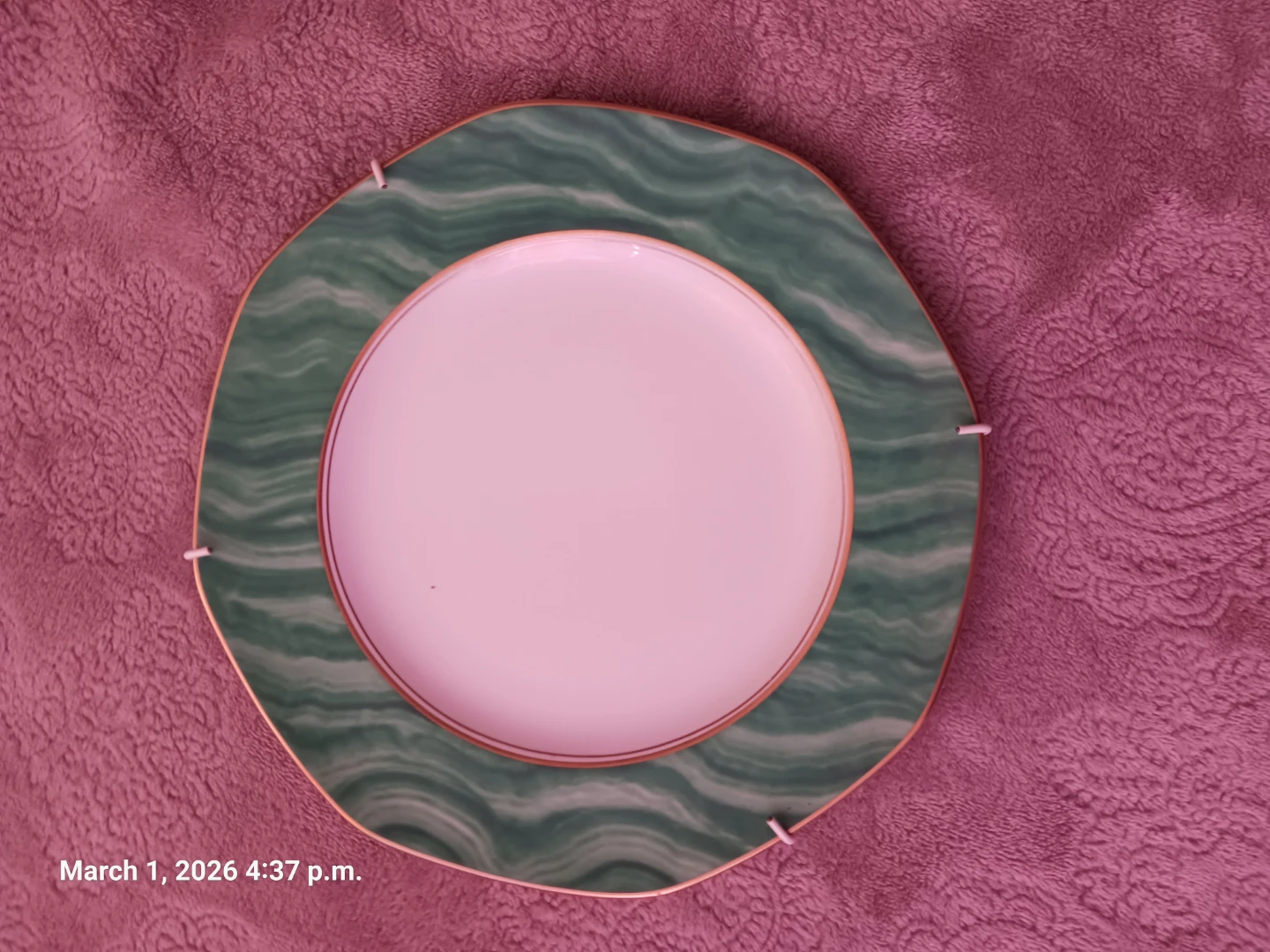 Royal Worcester "Origami" Fine Bone China Plate - photo 2