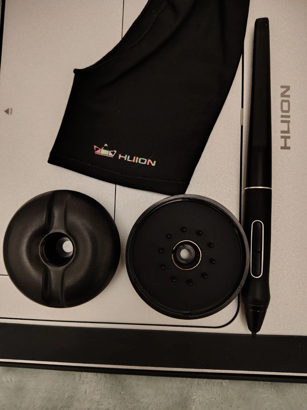 Huion KAMVAS Pro 13.3" Graphics Drawing Tablet - photo 3