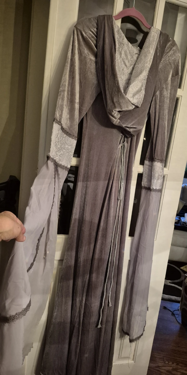 Medieval dress