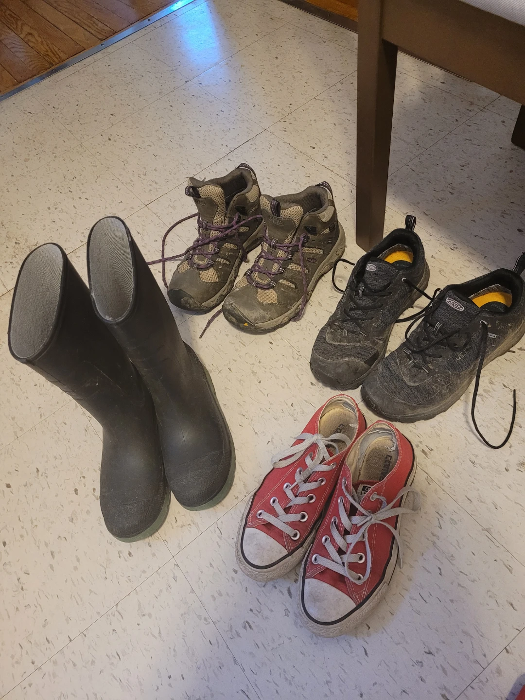 An assortment of womens size 6 shoes, boots, hikers - photo 4