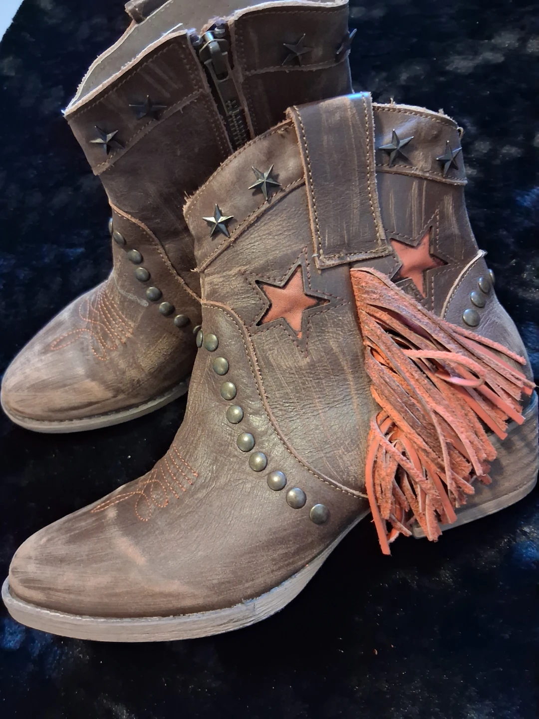 Brown Faux Leather Ankle Boots with Stars and Fringe - Size 8