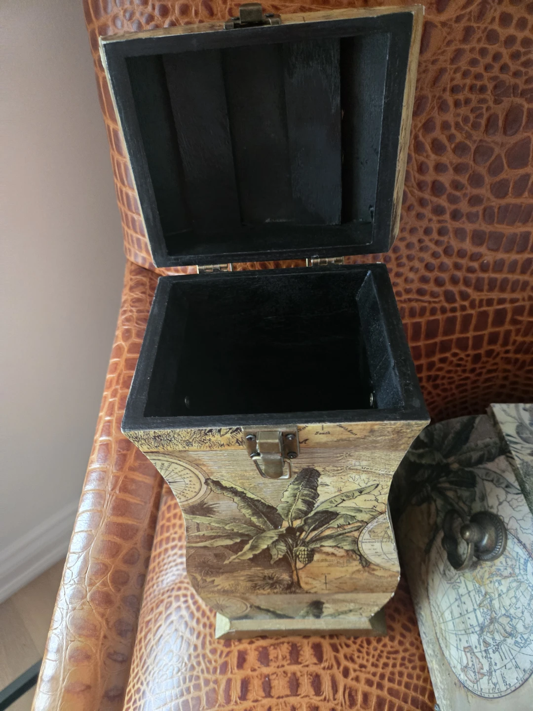 Decorative Trinket Boxes with Map and Tropical Design - photo 3