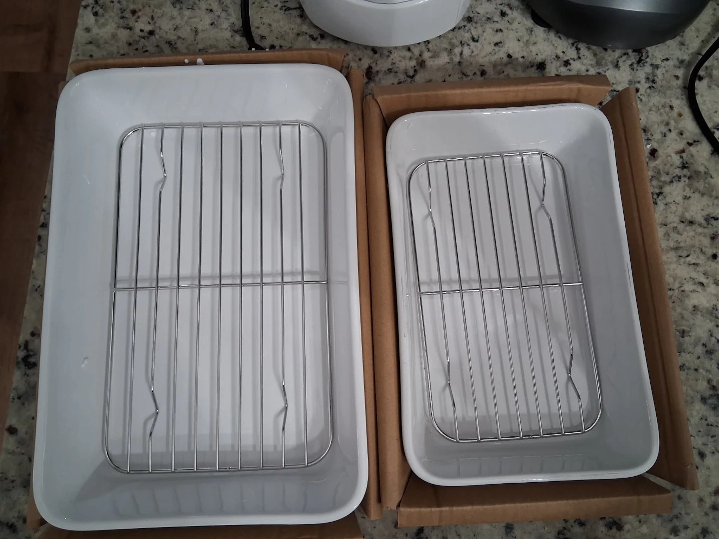 White Ceramic Baking Dish Set with Racks - photo 2