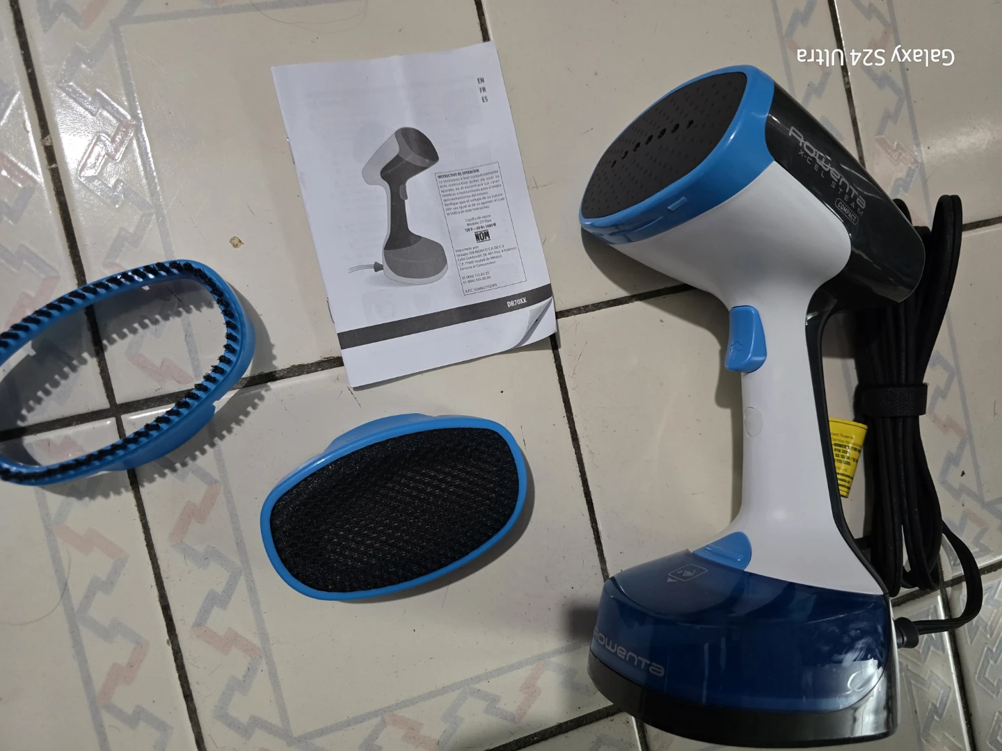 Rowenta Xcel Handheld Fabric Steamer DR7071 For Parts - photo 4